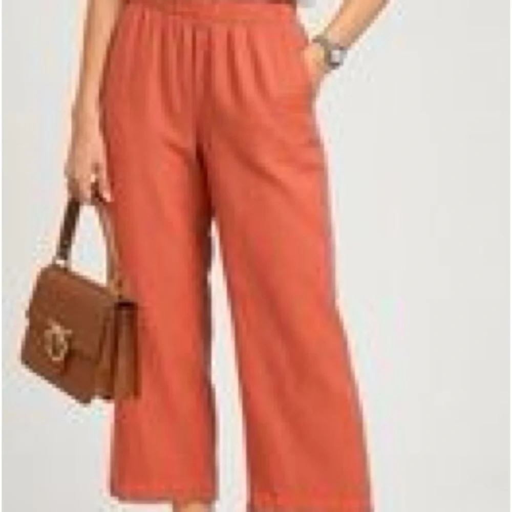 Carla Ruben Couture’,Italian Linen Viscose Cropped &  Cuffed Pants Italy Size S